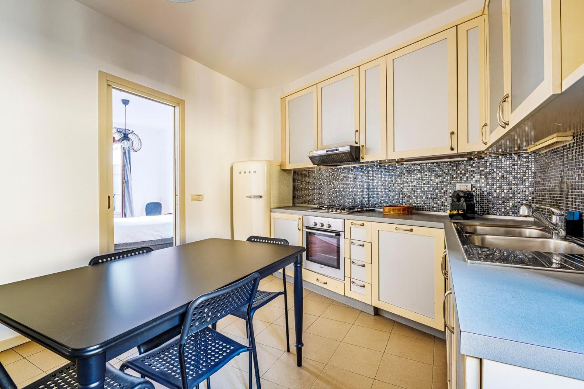 Elegant 2 Bedrooms Apartments Near Duomo Milano Exterior foto