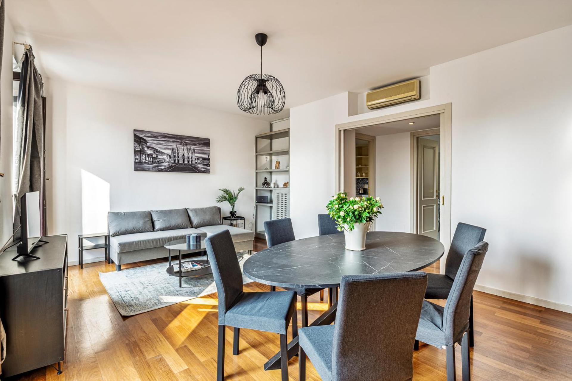 Elegant 2 Bedrooms Apartments Near Duomo Milano Exterior foto