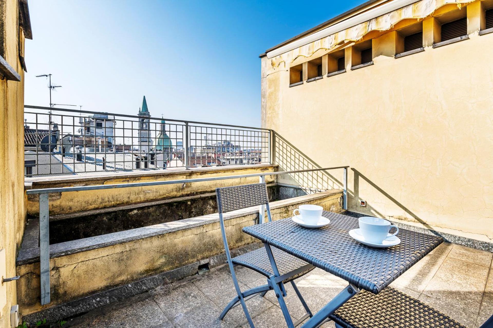 Elegant 2 Bedrooms Apartments Near Duomo Milano Exterior foto