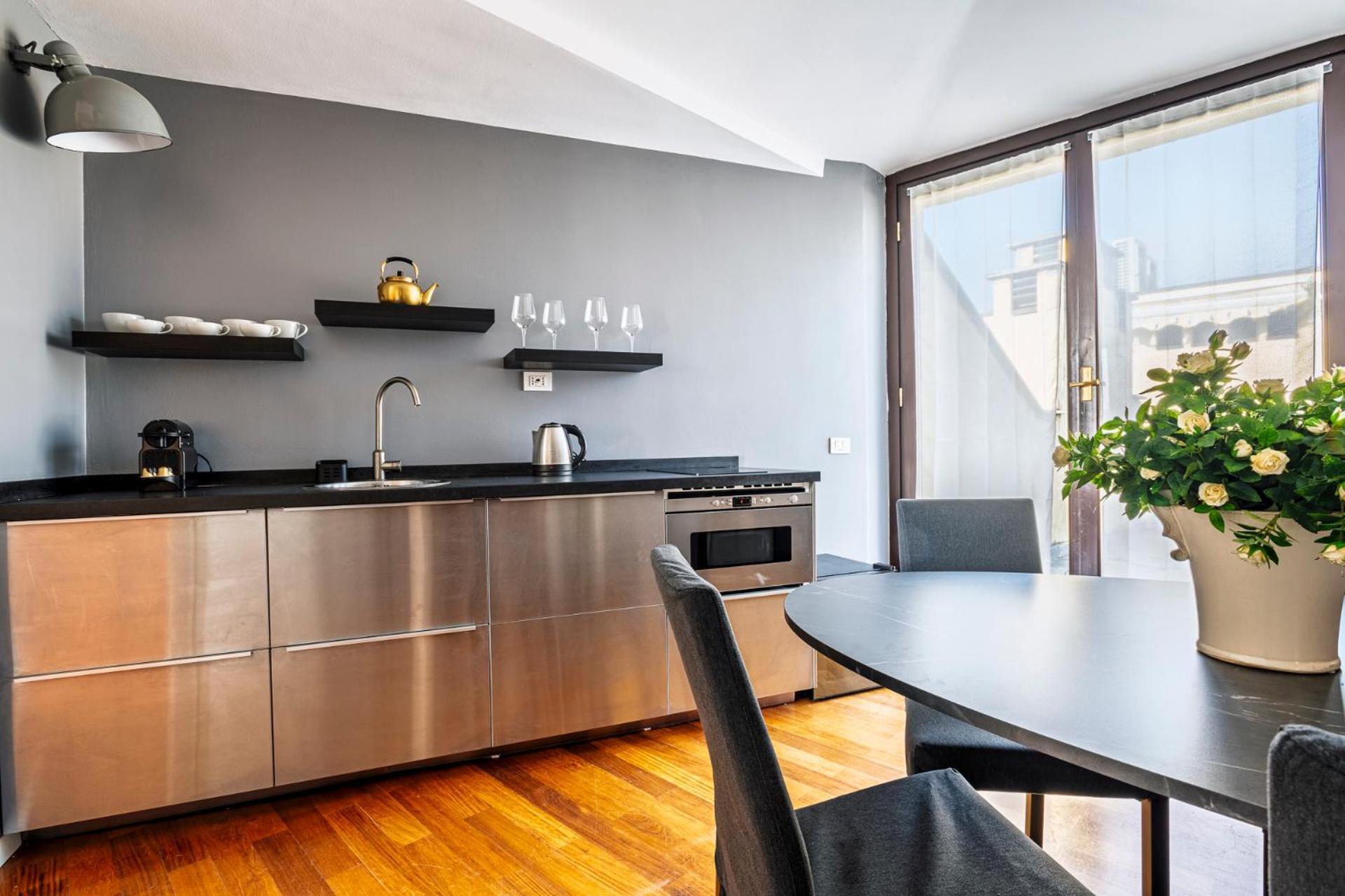 Elegant 2 Bedrooms Apartments Near Duomo Milano Exterior foto