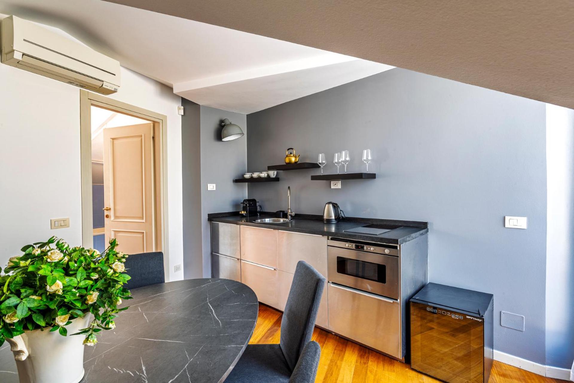 Elegant 2 Bedrooms Apartments Near Duomo Milano Exterior foto